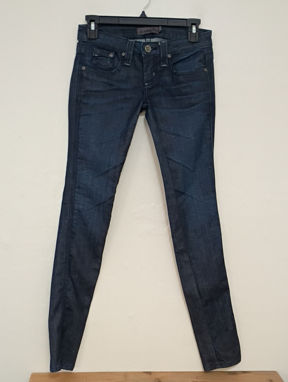Frankie B Vintage Low Rise Skinny Jeans Dark Wash Size 24 Inseam 32"